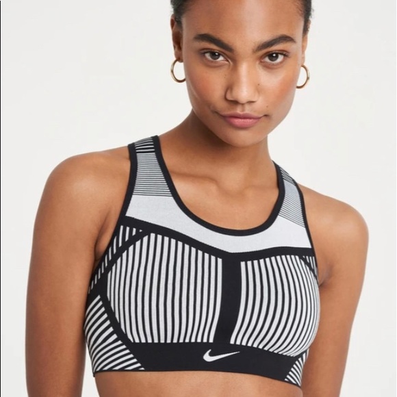 Nike Other - Nike FE/ NOM Flyknit bra